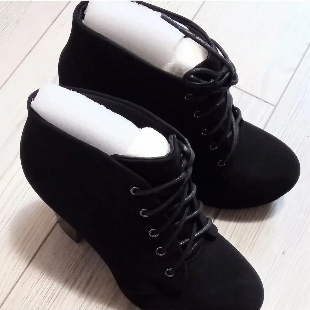 (S-4237) Soda AGENDA-S HEELED BOOTIE Sz 7